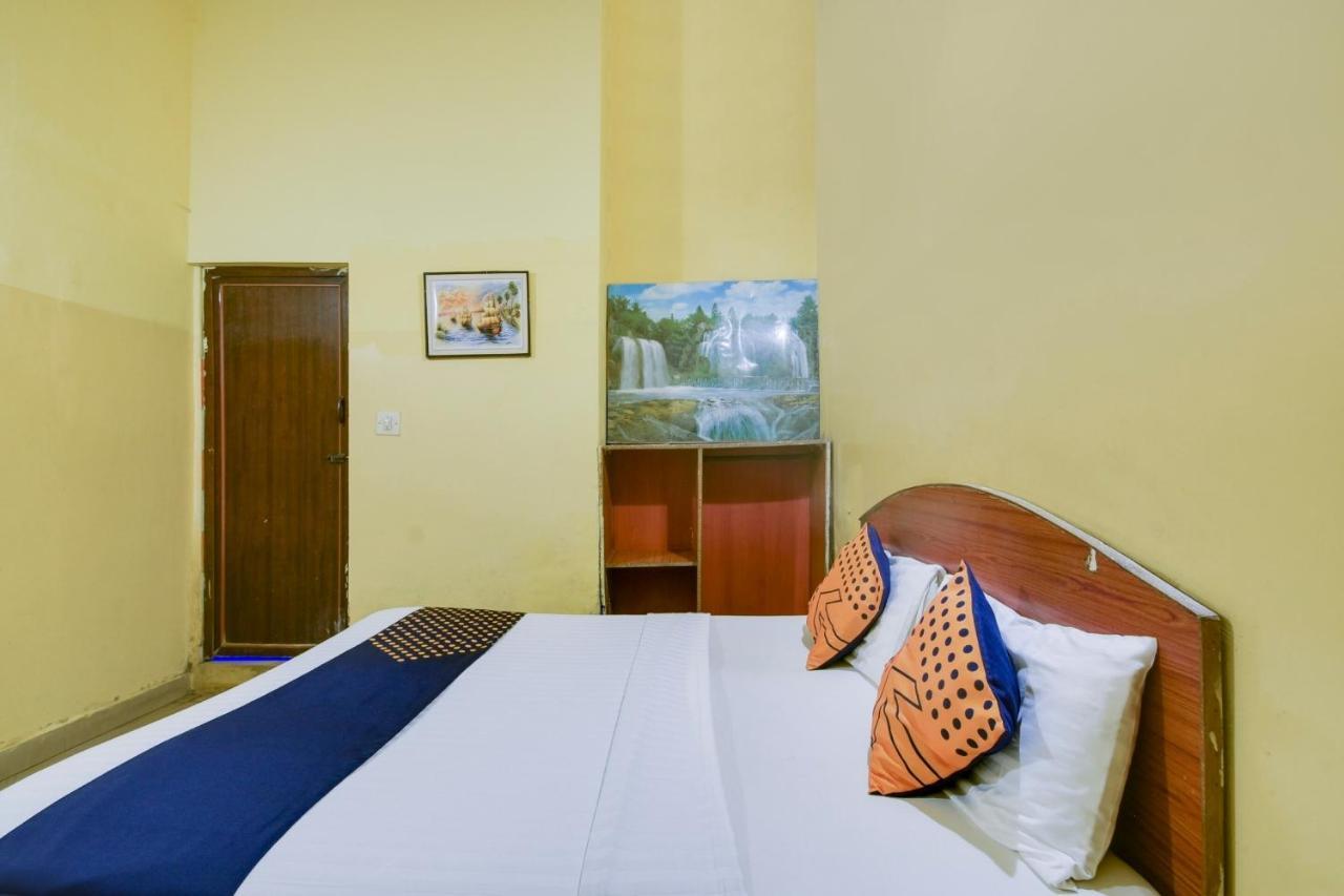 Vaccinated Staff- SPOT ON 74228 Galaxy Comforts Hotel Narasimharaja Puram Exterior foto